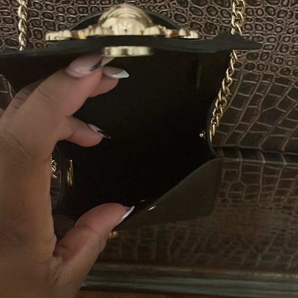 Black small crossbody purse - Picture 3 of 3